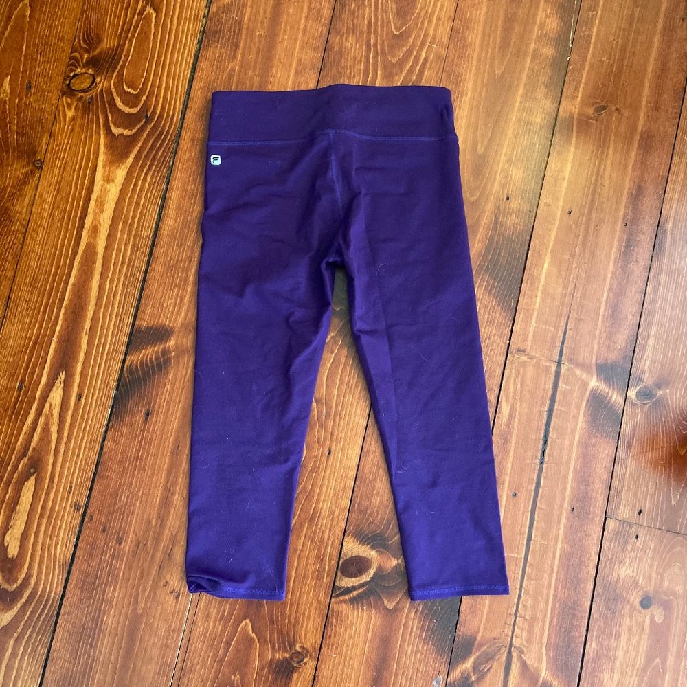 Fabletics Capri Purple Leggings - Size Small